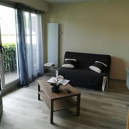 Le Bonheur Au Vert Feuillage Honfleur Extérieur photo